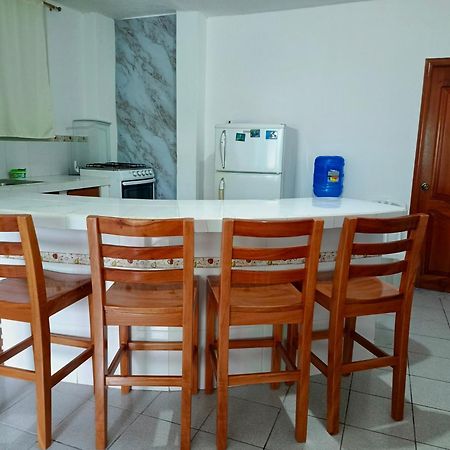 Teresita'S House Suites Con Cocina Privada Пуерто-Бакерісо-Морено Екстер'єр фото