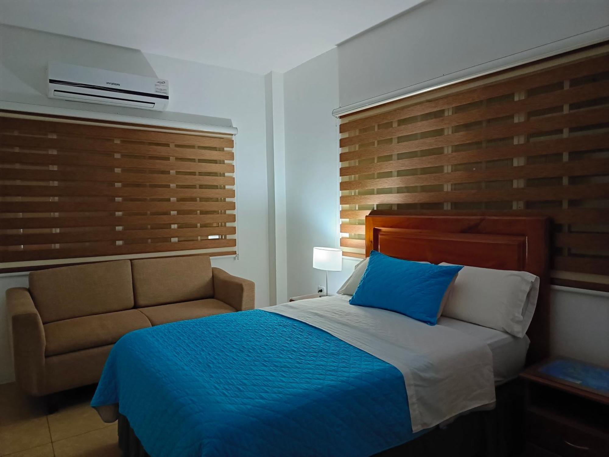 Teresita'S House Suites Con Cocina Privada Пуерто-Бакерісо-Морено Екстер'єр фото