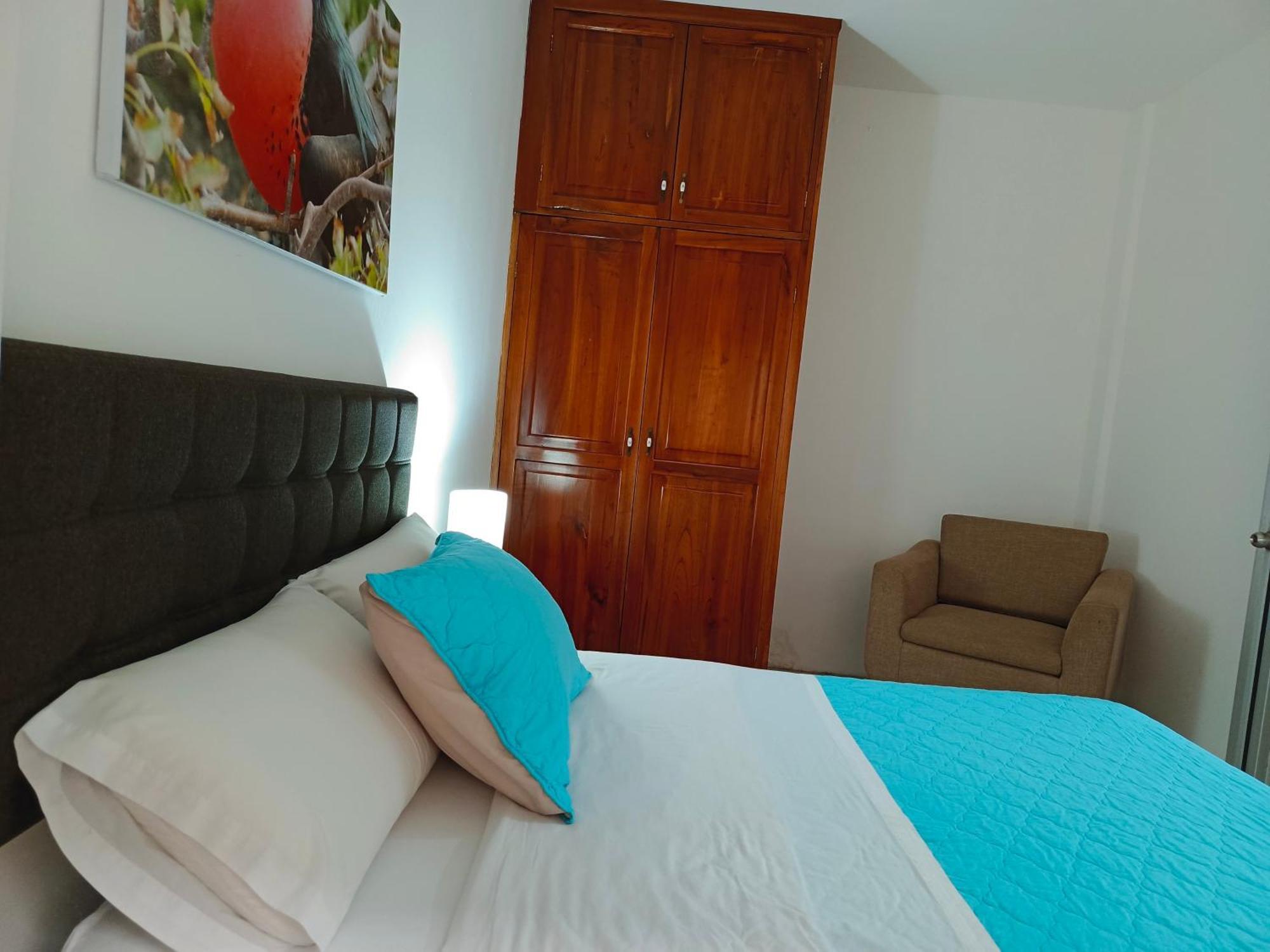 Teresita'S House Suites Con Cocina Privada Пуерто-Бакерісо-Морено Екстер'єр фото